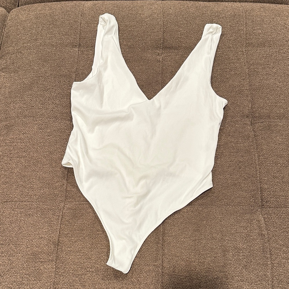 House of Harlow 1960 White Bodysuit